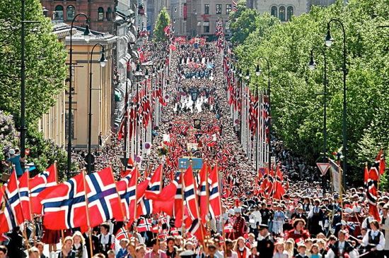 挪威国庆节习俗